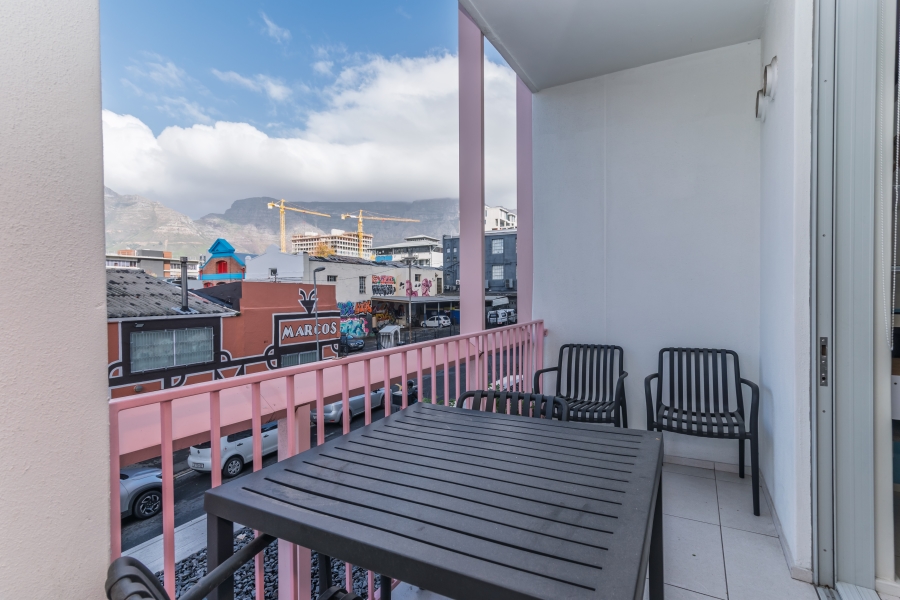 2 Bedroom Property for Sale in Cape Town City Centre Western Cape
